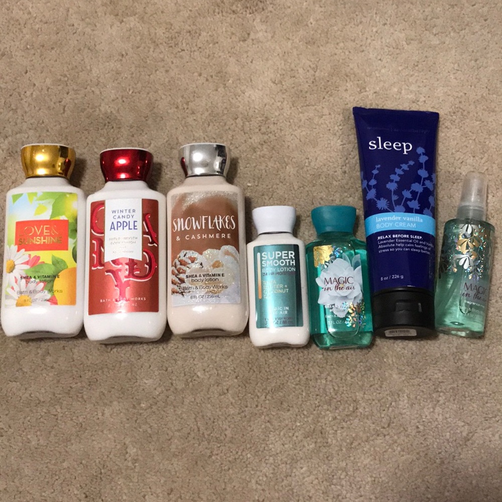 Bundle of 7 lotions and body care